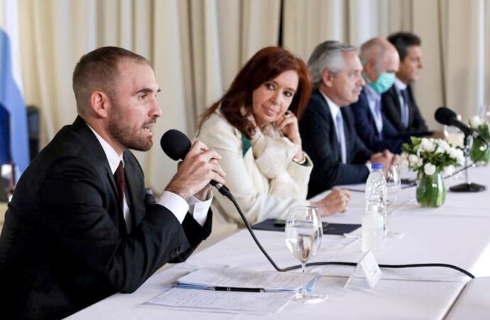 El Gobierno admitió “fallas de coordinación” y apuesta a la exposición de Guzmán en Diputados para tranquilizar al mercado