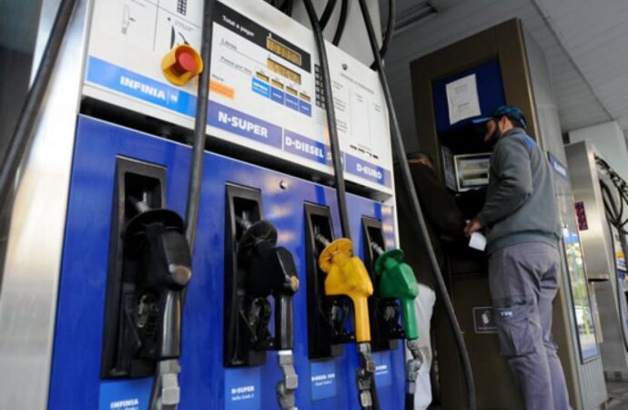 YPF aumenta 2,9% las naftas por el ajuste en los biocombustibles