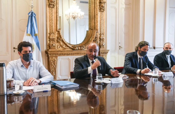 Juan Manzur retoma las reuniones de gabinete, por un pedido expreso de Alberto Fernández