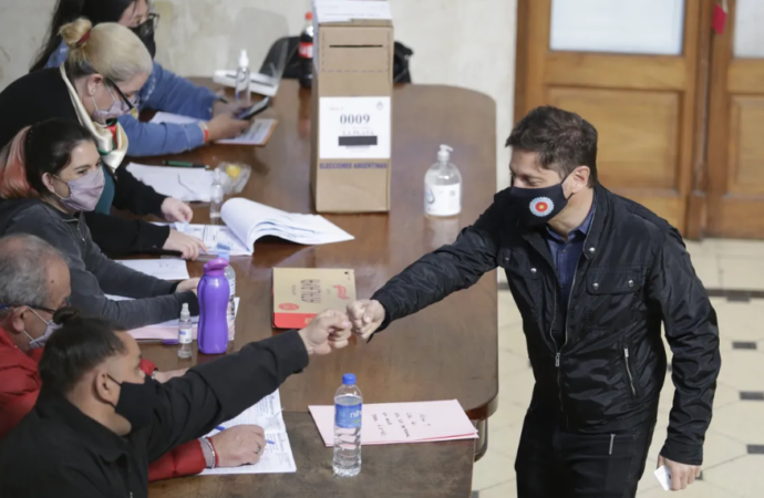 El desdoblamiento electoral en Buenos Aires se estanca y oficialistas y opositores especulan sobre su conveniencia