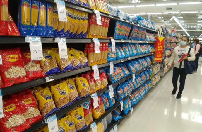Consumo: cayó un 6,2% la venta de alimentos y bebidas en comercios minoristas