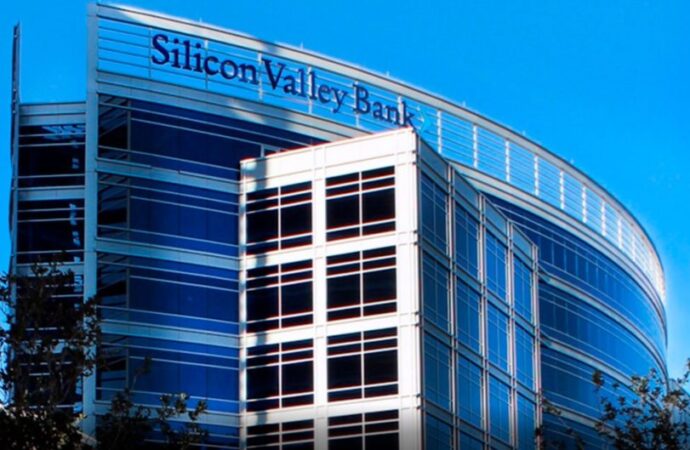 EEUU garantizará todos los fondos depositados en el Silicon Valley Bank: “Tendrán acceso a todo su dinero este lunes”