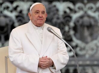 Polémico texto del Vaticano aprobado por el papa Francisco