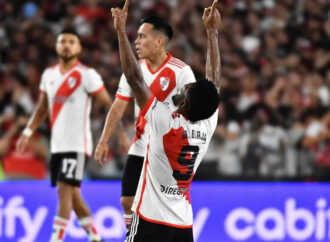 Con dos goles de Borja, River Plate venció 2-1 a Rosario Central y quedó a un paso de los cuartos de final de la Copa de la Liga