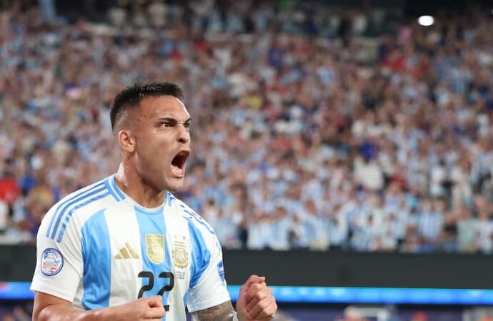 La Selección Argentina venció por la mínima a Chile y se clasificó a los cuartos de la Copa América