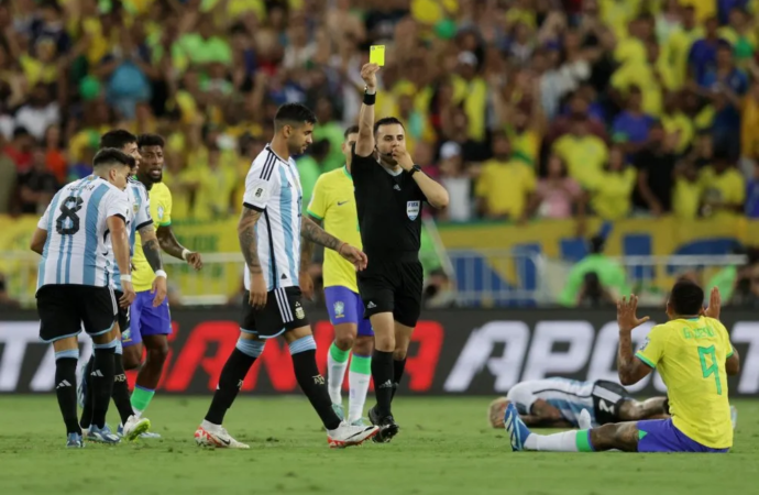 Piero Maza será el árbitro de Argentina ante Canadá por la semifinal de la Copa América