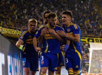 Boca goleó a Godoy Cruz en la primera victoria del ciclo Gago